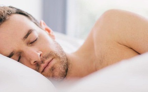 Giáo sư Anh khuyên làm một việc trước khi ngủ vào ban đêm để ngừa béo phì và tiểu đường