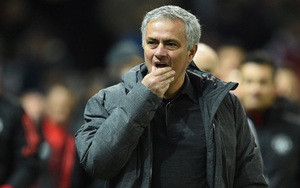 Đối thủ đồng loạt rút quân, Mourinho lo Rashford "lãnh đủ"