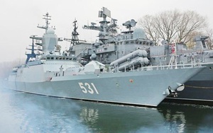 Hải quân Nga thử nghiệm tàu hộ vệ "Bất khả chiến bại"