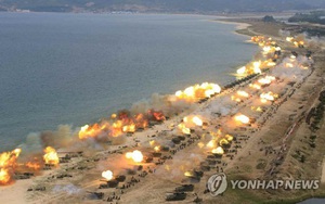 Thông điệp sau màn khai hỏa 300 khẩu pháo bắn ra biển của Triều Tiên