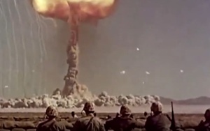 Video: Kinh hoàng Mỹ thử bom hạt nhân với binh sĩ