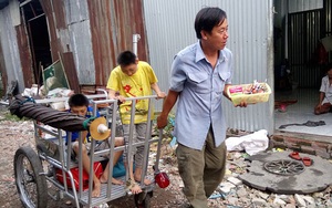 Người bố nuôi con teo não bị sỉ vả, dọa chém: Tại sao chúng ta mở vòng tay nhưng trái tim lại khép?