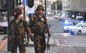 Bỉ phong tỏa Nhà ga trung tâm, Cung điện Hoàng gia ở Brussels