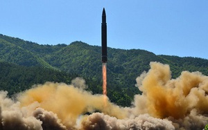 Mỹ và Triều Tiên đều sẵn sàng ra đòn tấn công hạt nhân?