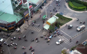 Trong ngôi nhà 4 mặt tiền độc nhất Sài Gòn có gì?