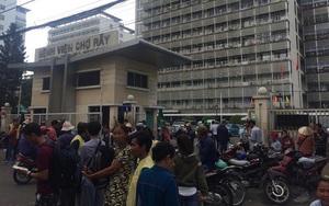 3 chị em bay từ Buôn Mê Thuột vào TP. HCM để đánh ghen