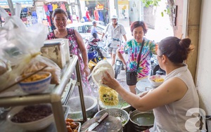 Có một tiệm mì vằn thắn gia truyền 3 đời, ăn là nghiện, không thử là thiệt ở Hà Nội, bạn đã biết chưa?