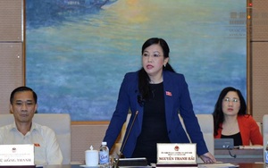 Trưởng ban Dân nguyện kể chuyện 'bị tiêm đau vì vào viện không lót tay'
