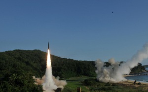 Hàn Quốc phát triển tên lửa "quái vật" đối phó Triều Tiên