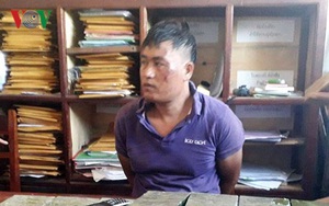 Bắt 2 đối tượng người Lào vận chuyển 40 bánh heroin
