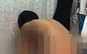 Dùng ảnh khỏa thân tống tiền bé gái
