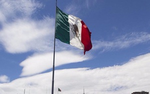 Mexico phân bổ 47,5 triệu USD cho người nhập cư ở Mỹ