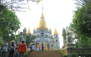 Đầu năm tham quan ngôi chùa "không nhang khói"