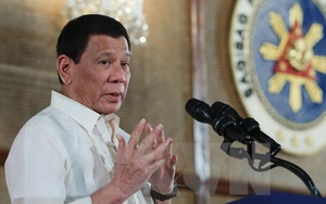 Hàng nghìn người biểu tình phản đối chiến dịch của ông Duterte