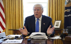 Ông Trump tuyên bố Trung Quốc "vô địch" thao túng tiền tệ