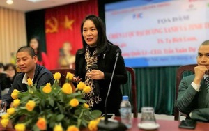Nhà báo Tạ Bích Loan làm Trưởng bộ môn của ĐH Khoa học Xã hội và Nhân văn