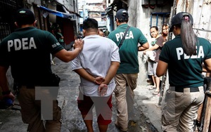 Tổng thống Philippines yêu cầu cảnh sát trở lại chiến dịch ma túy