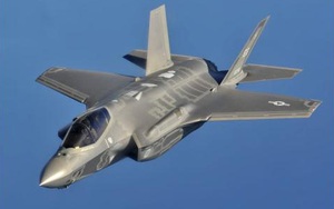 F- 35 đủ khả năng đánh bại PAK-FA