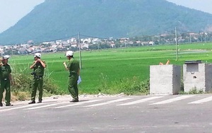 Một nhân viên ngân hàng tẩm xăng tự thiêu