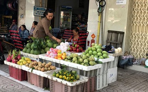 Cho thuê vỉa hè, nên hay không?