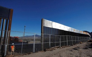 Mỹ đưa ra yêu cầu về việc xây bức tường biên giới với Mexico