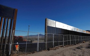 Yêu cầu ngân sách xây tường biên giới với Mexico của ông Trump gặp khó