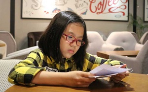 Bé lớp 4 'diễn thuyết' với bạn về xâm hại tình dục