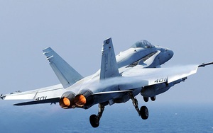 F/A-18 trên tàu sân bay USS Carl Vinson gặp nạn ngoài khơi Philippines