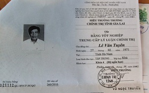 Phó bí thư xã dùng bằng giả bị cách chức
