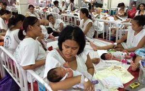 Bên trong 'nhà máy trẻ em' ở Philippines