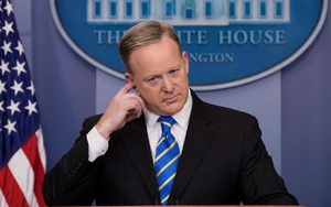 Vì sao ông Sean Spicer dần 'biến mất' khỏi ống kính?