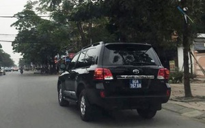 Vụ tặng 2 xe sang cho Nghệ An: Tạm dừng sử dụng, chờ chỉ đạo của Chính phủ
