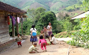 Làng “siêu đẻ” giữa Tây Nguyên đại ngàn