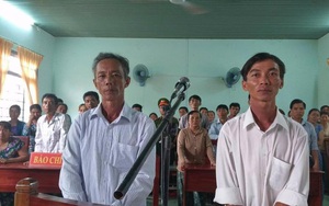 Tòa vẫn kết án 2 nông dân 'nhận hối lộ'
