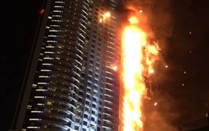 Video: Chung cư cao nhất thế giới ở Dubai bốc cháy dữ dội