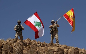 Quân Lebanon xông vào tiền đồn IS kéo cờ Tây Ban Nha