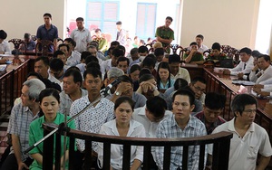 34 cán bộ Hải quan tỉnh An Giang hầu tòa vì nhận tiền “bồi dưỡng”