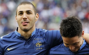 Nasri mắng HLV Deschamps 'ngu ngốc' vì không gọi Benzema vào tuyển Pháp