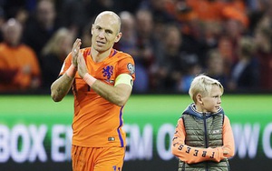 Robben lập cú đúp trong ngày giã từ sự nghiệp quốc tế