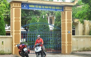 Bảo vệ trường tiểu học bị tố dâm ô học sinh lớp 2 trong nhà vệ sinh