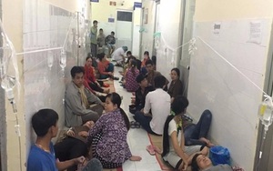 Hơn 180 công nhân chẳng hiểu vì sao co rút tay chân