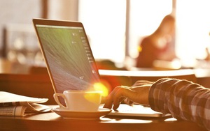 Món "đồ chơi" này sẽ là cứu tinh cho những ai chuyên vào quán cafe bầu bạn với laptop