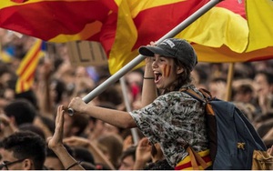 Chính quyền vùng Catalonia doạ kiện chính phủ Tây Ban Nha ra quốc tế