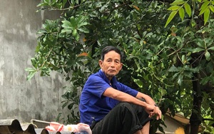 4 ngày bị lũ cô lập, dân ngồi mái nhà, chờ "viện trợ"