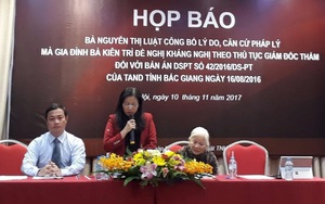 Sau ông Minh Mẫn, 1 bà 79 tuổi tổ chức họp báo