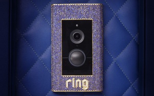 Đây là chiếc chuông cửa dành cho giới thượng lưu: Được gắn sapphire, nạm vàng và kim cương, giá hơn 2 tỷ đồng, không có tính năng chống trộm