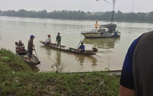 Tìm thấy thi thể nam sinh 17 tuổi nhảy cầu Bạch Hổ tự tử