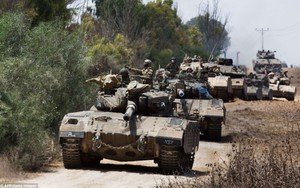 Bị tấn công sau vụ Jerusalem, Israel ‘trả đũa’ bằng xe tăng và chiến đấu cơ