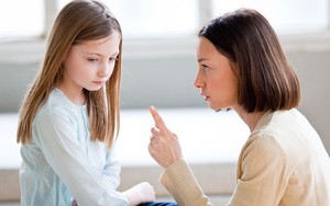 Quyết định ngừng la mắng con trong vòng 1 năm, bà mẹ 4 con đã rút ra nhiều bài học quý giá
