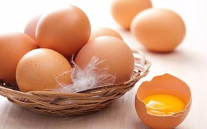 Cách để nhận biết trứng có bị ung?